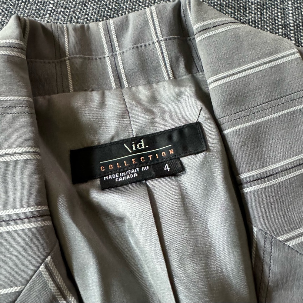 ID Collection Pinstripe Blazer - Picture 3 of 4